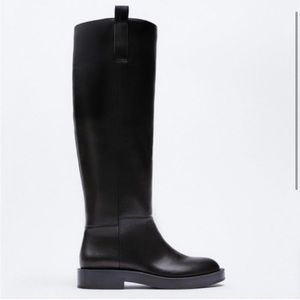 Zara riding boots New with tag